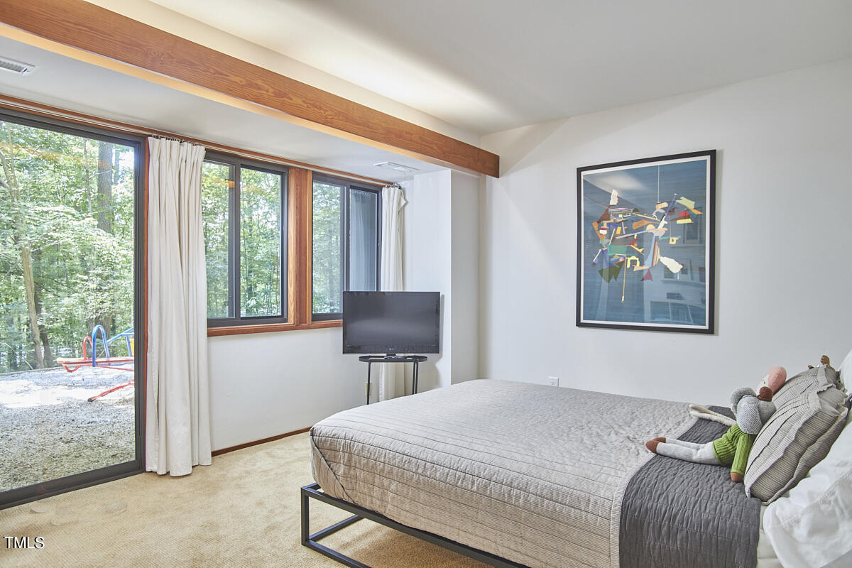 2312 Honeysuckle Court