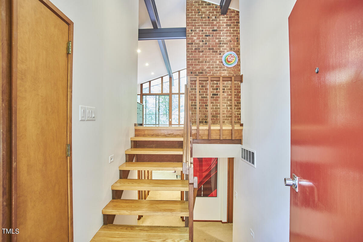 2312 Honeysuckle Court