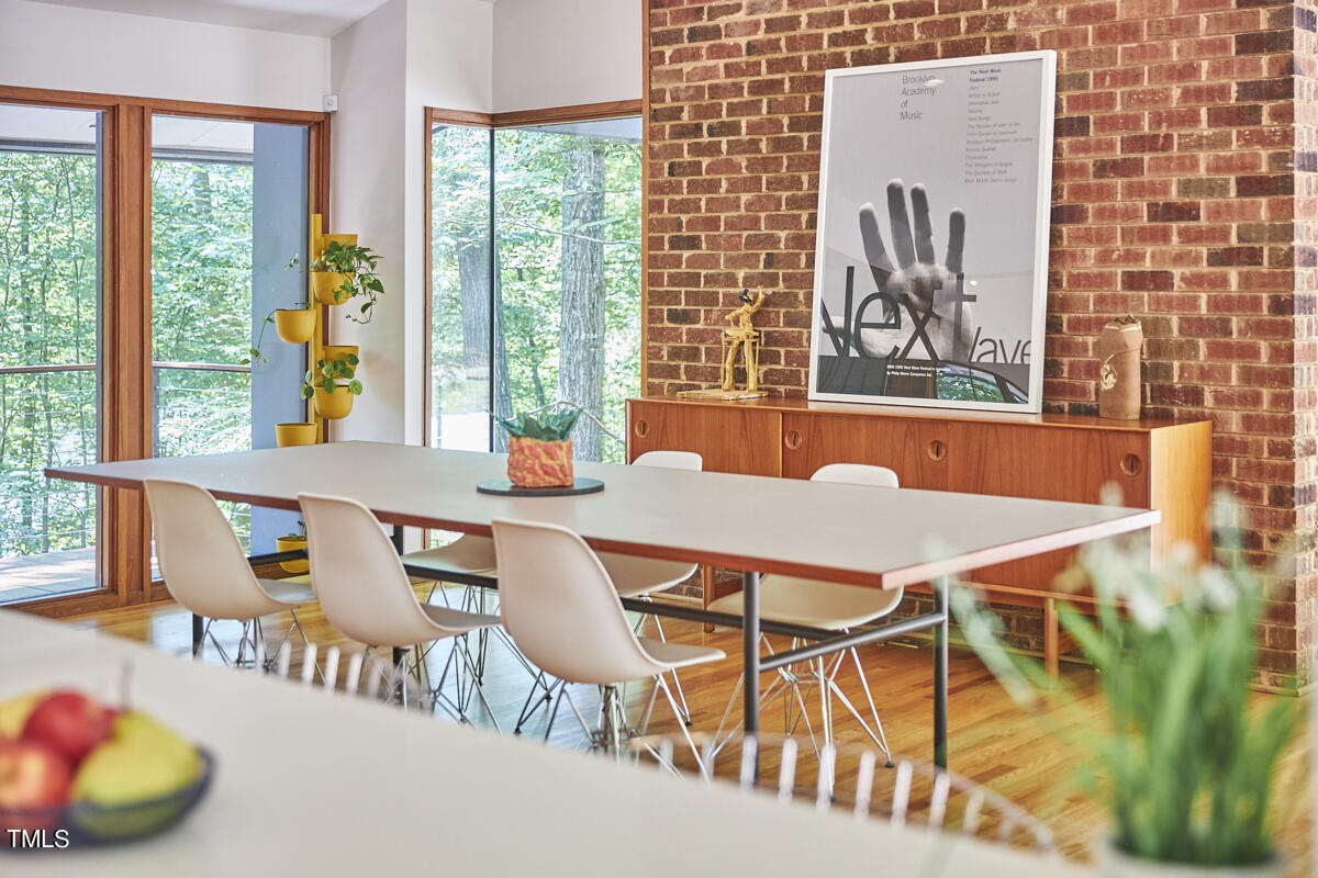 2312 Honeysuckle Court