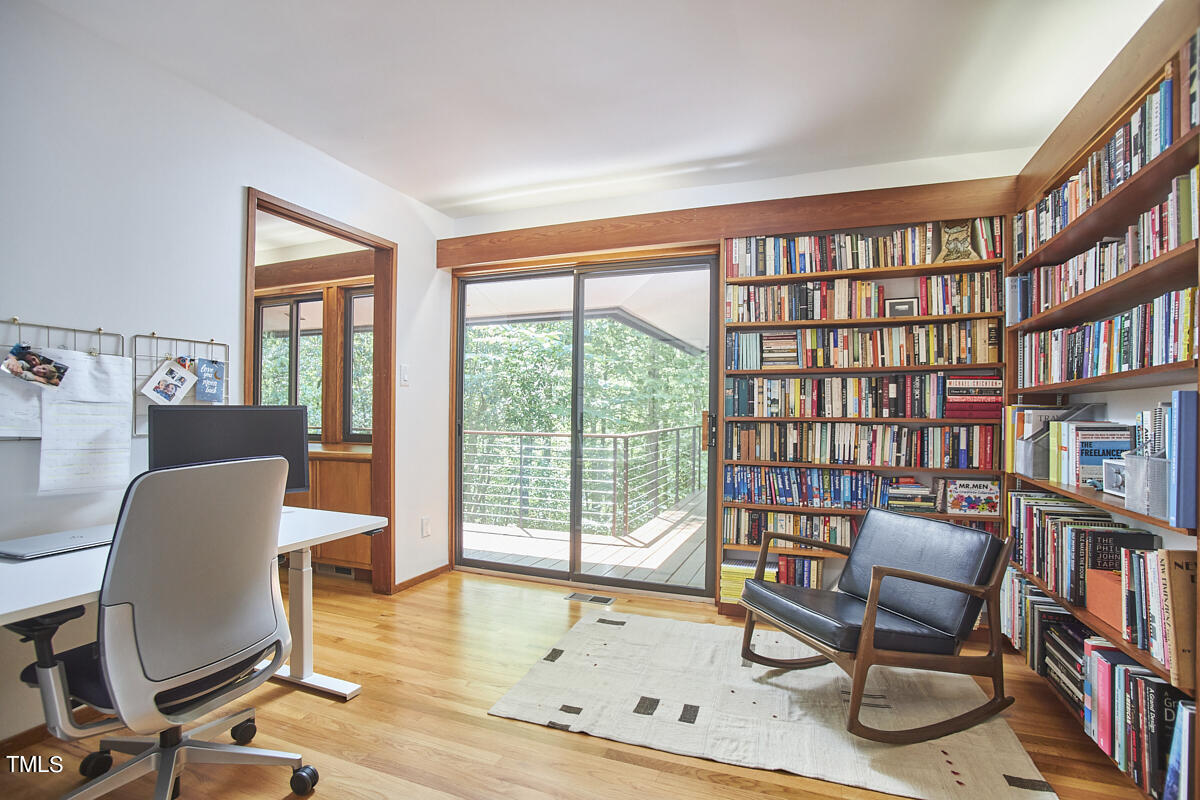 2312 Honeysuckle Court