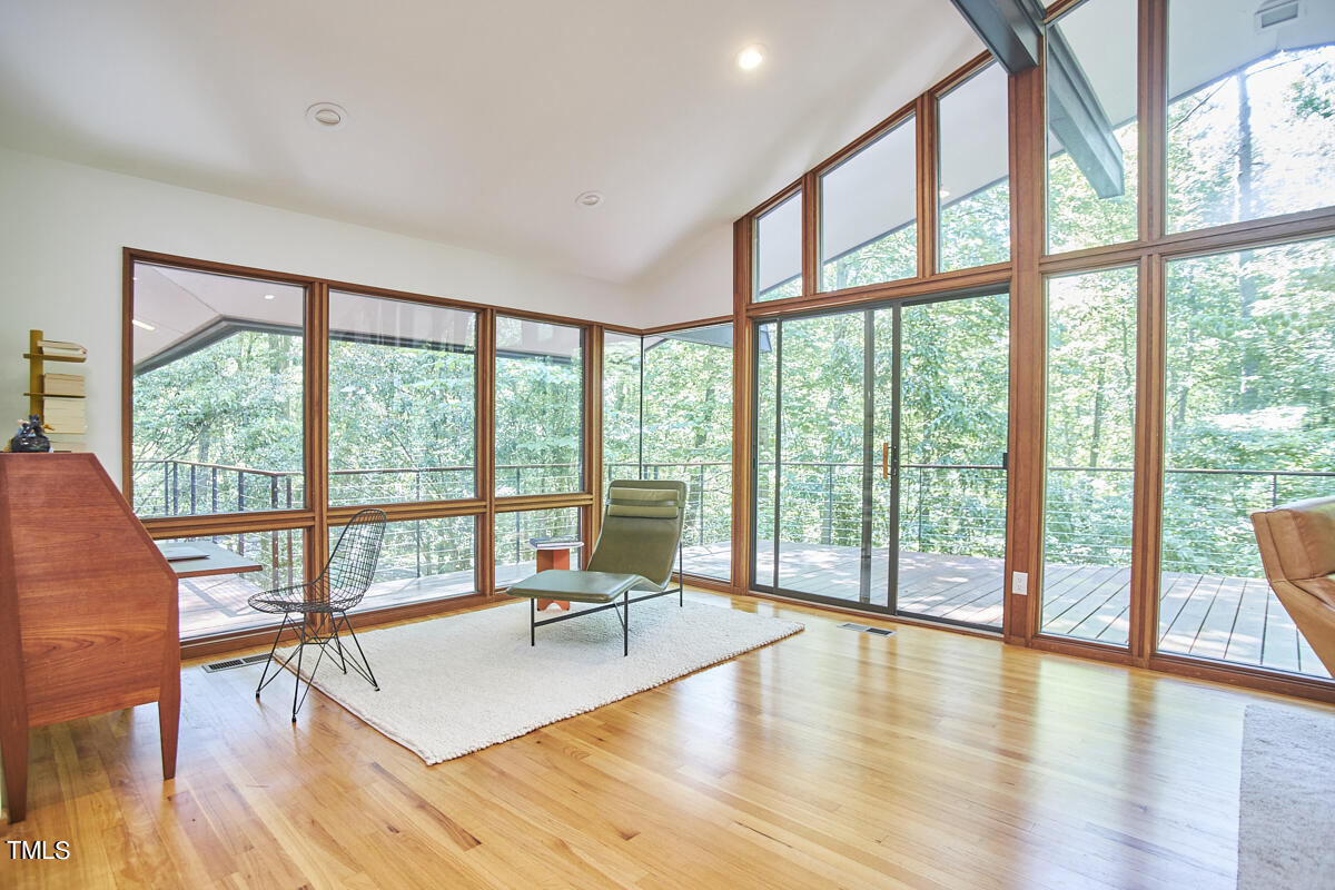 2312 Honeysuckle Court