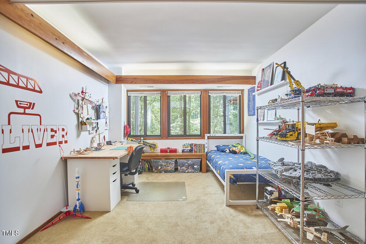 2312 Honeysuckle Court