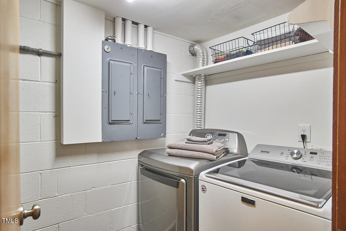 2312 Honeysuckle Court