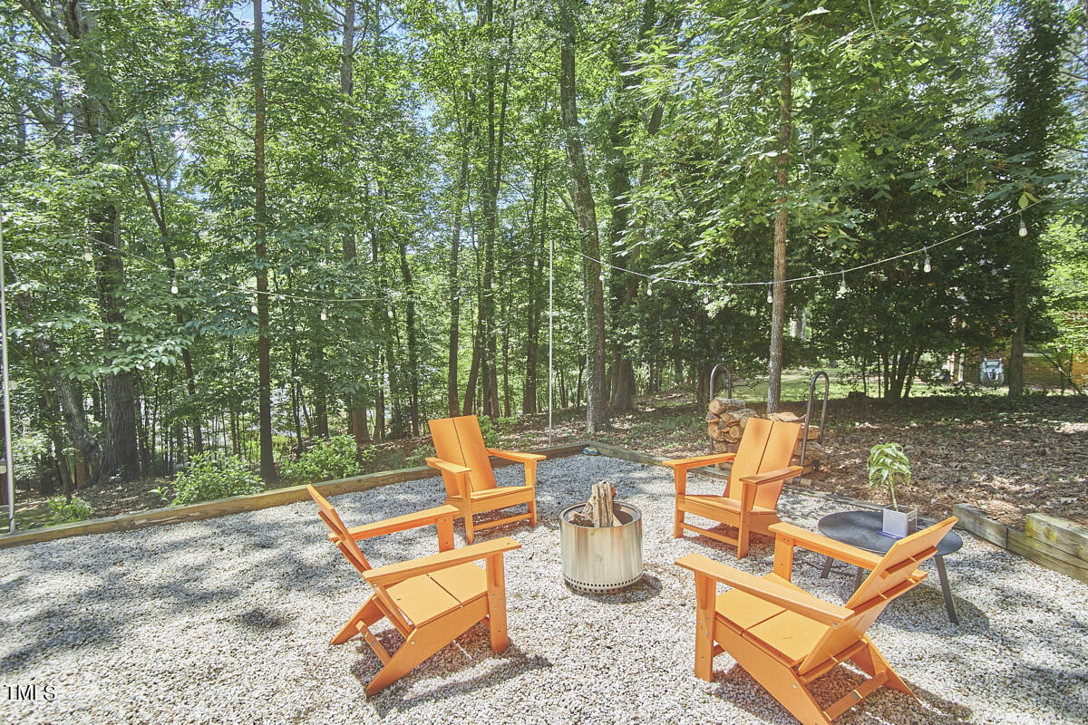 2312 Honeysuckle Court