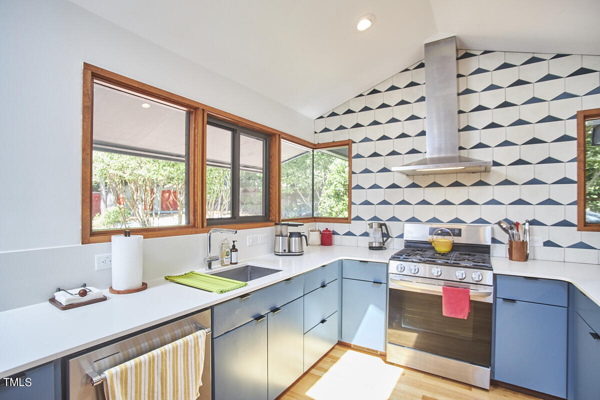 2312 Honeysuckle Court