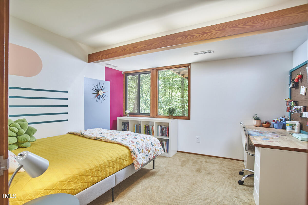 2312 Honeysuckle Court