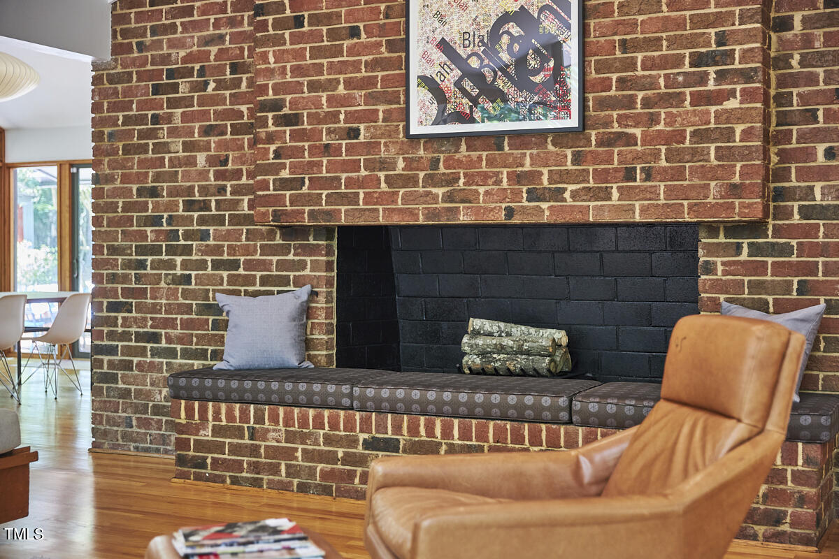 2312 Honeysuckle Court