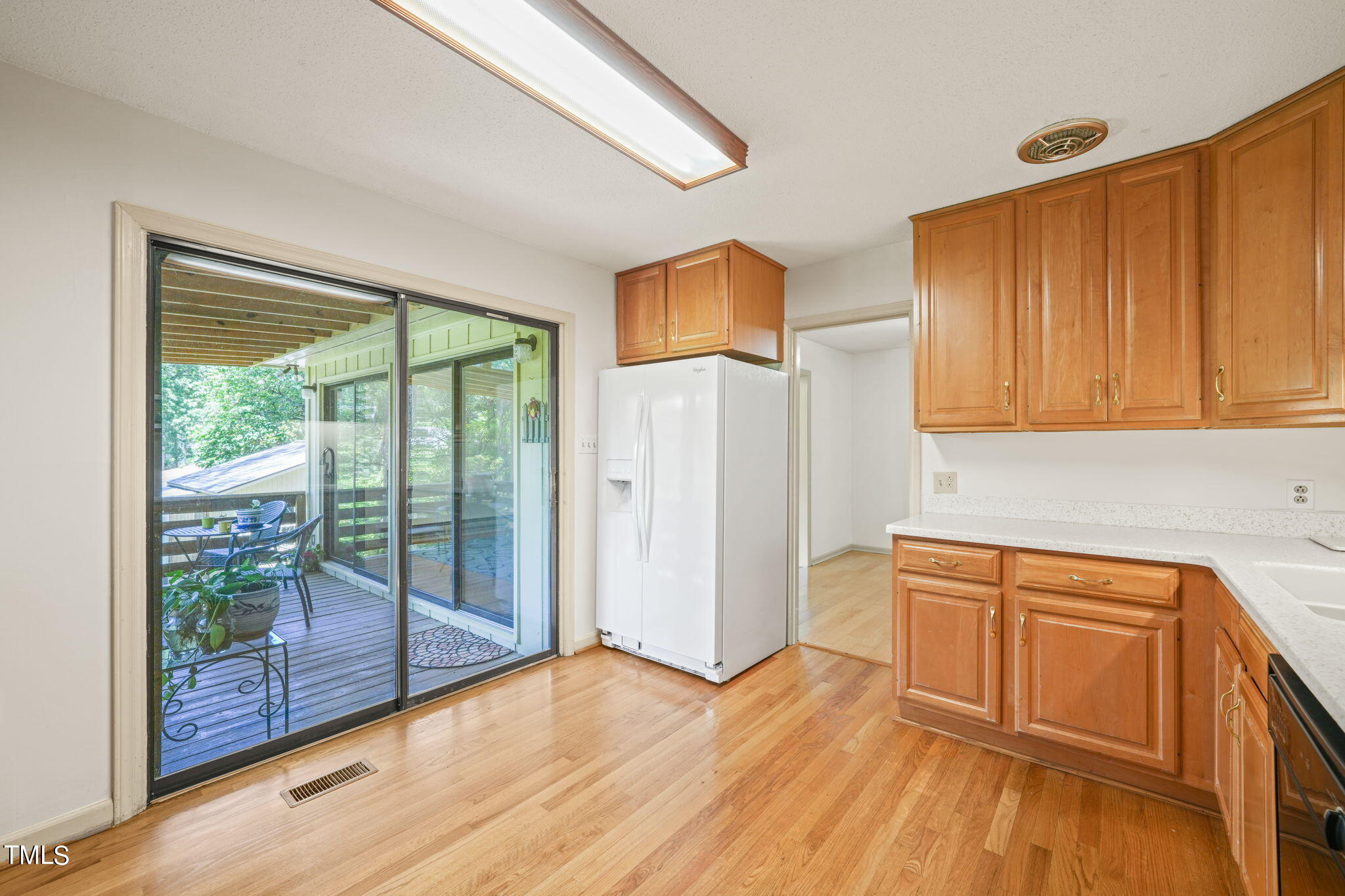 2500 W Woodrow Street