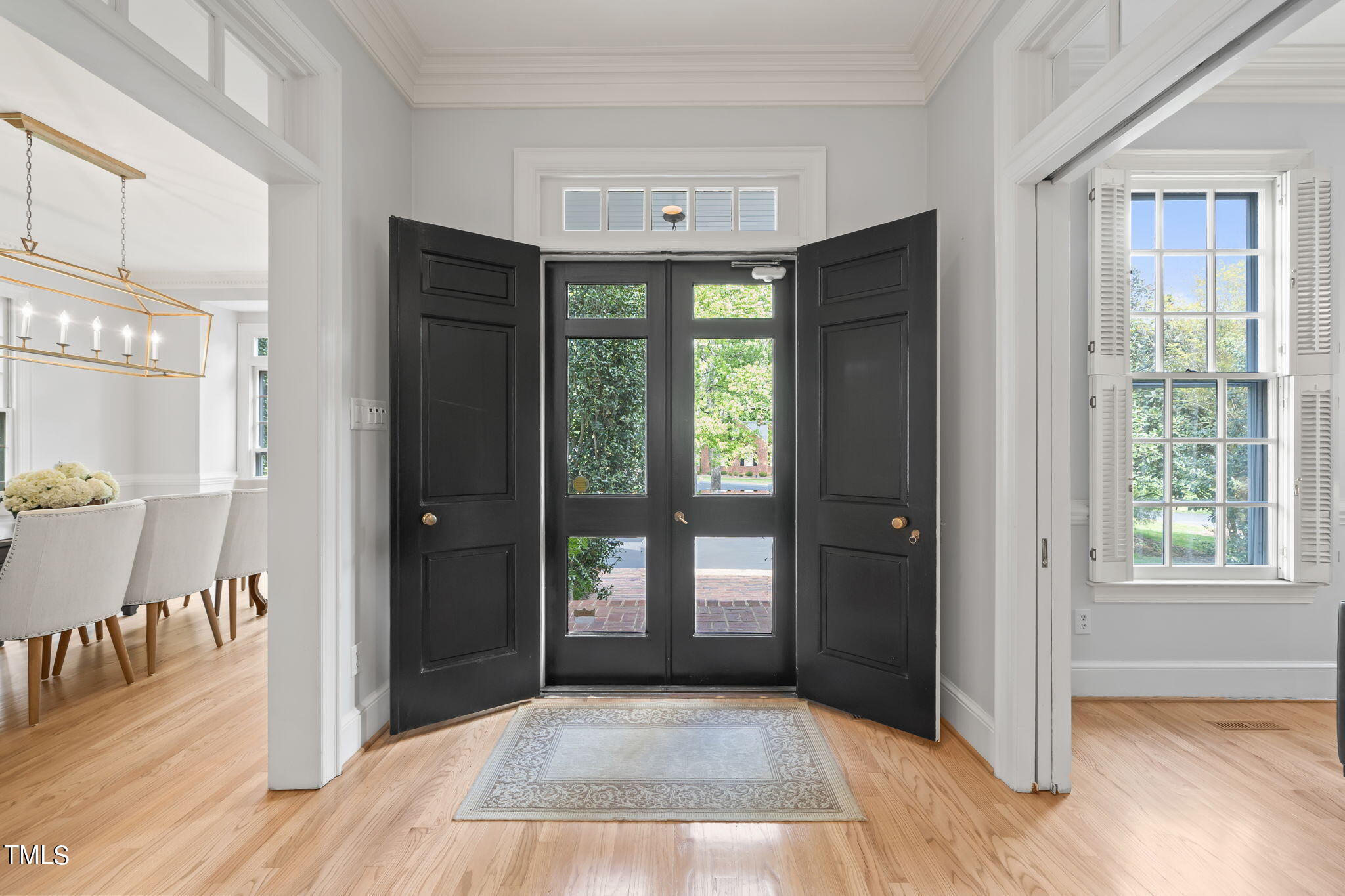 4 Surrey Lane