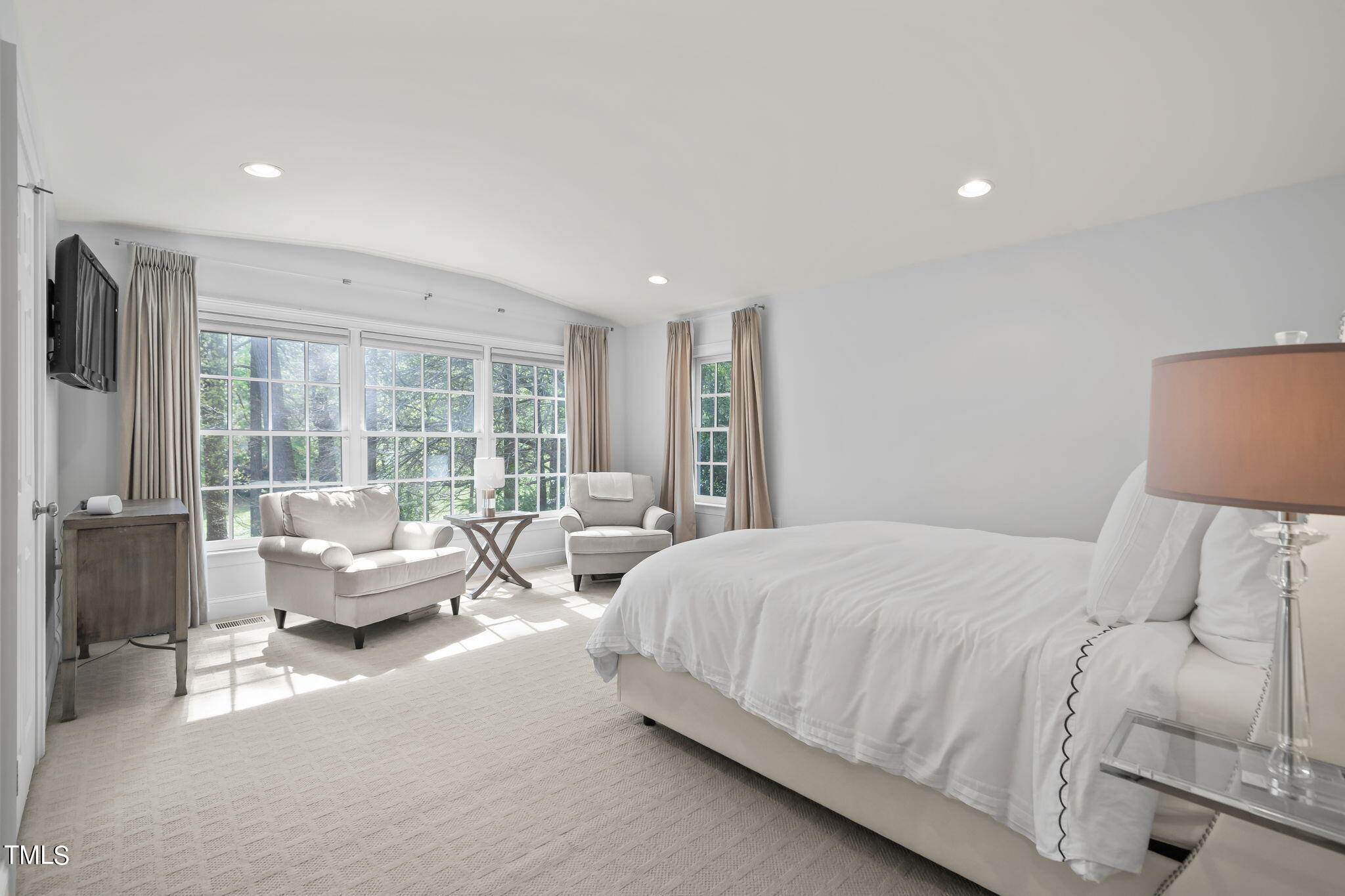 4 Surrey Lane