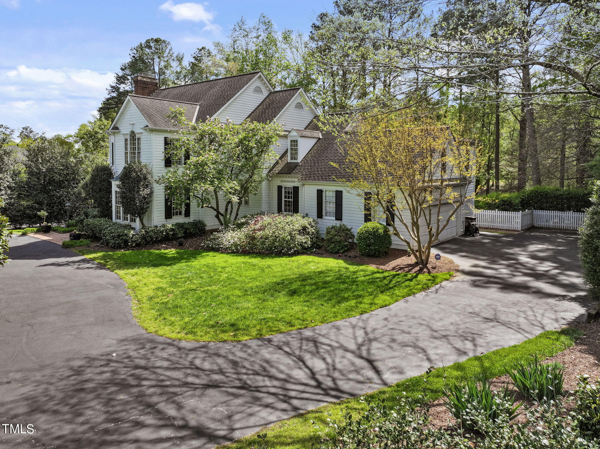 4 Surrey Lane