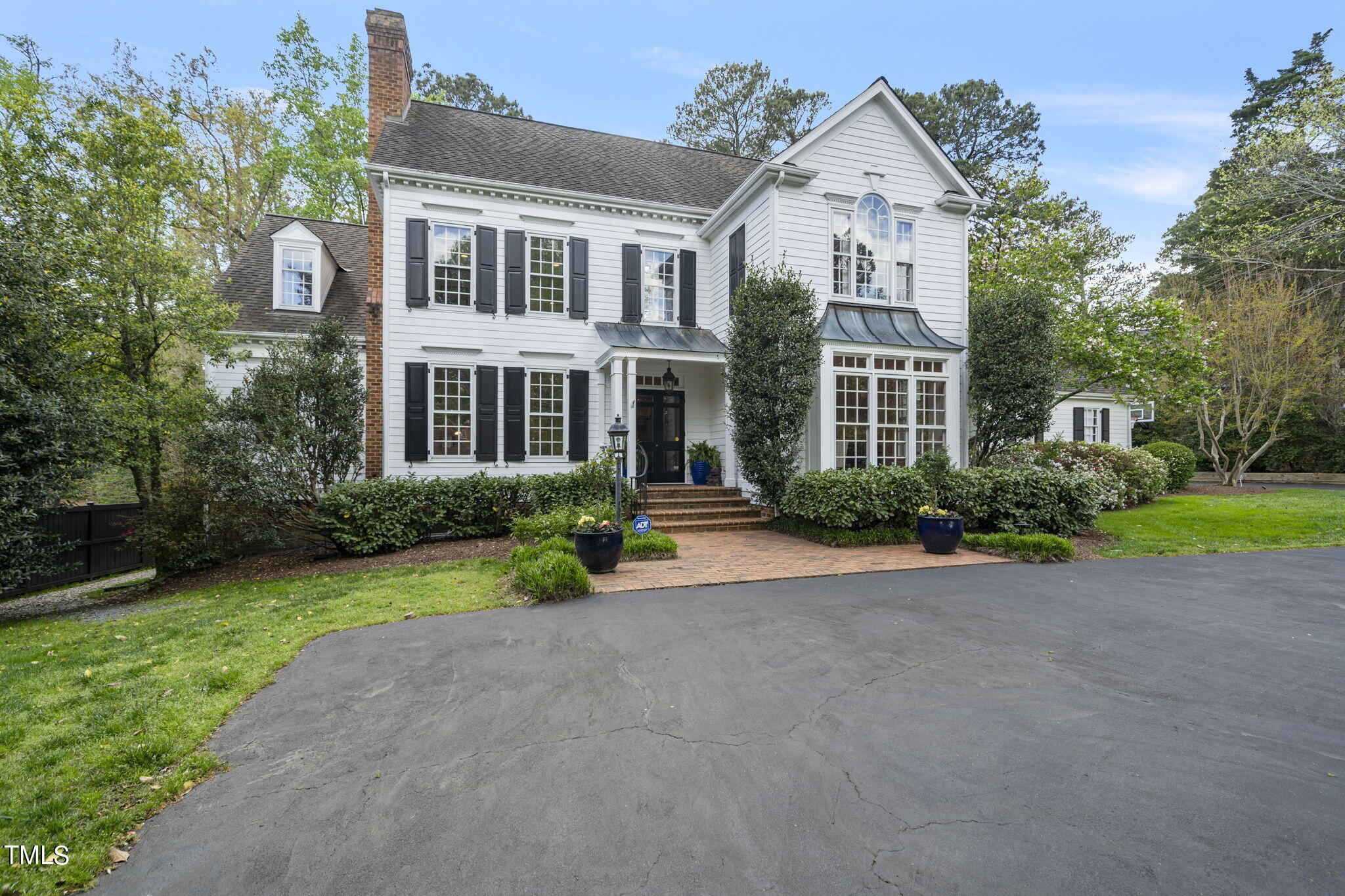 4 Surrey Lane