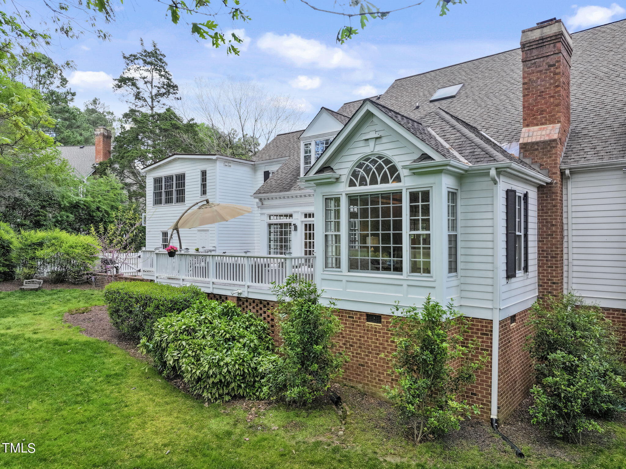 4 Surrey Lane