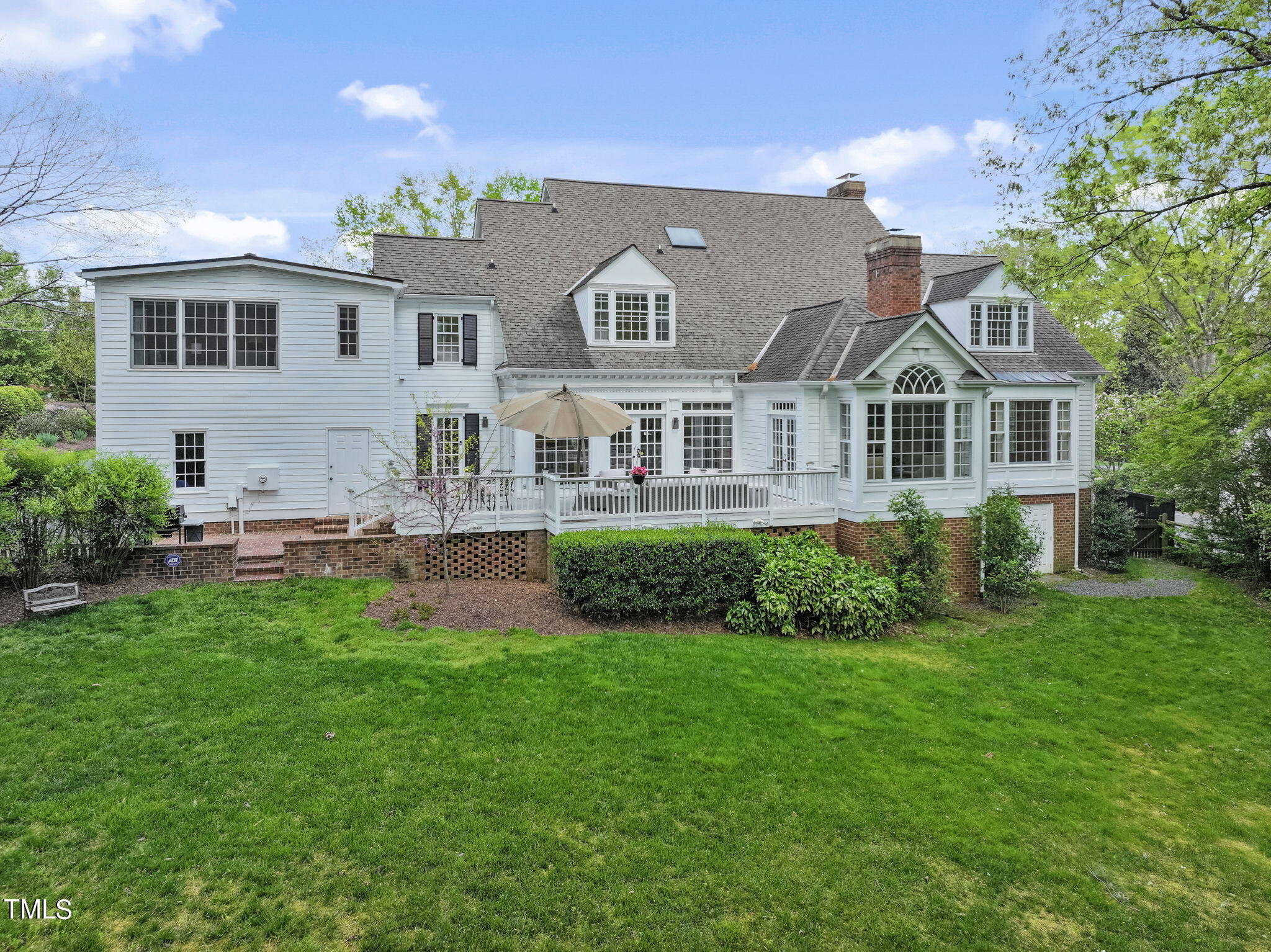 4 Surrey Lane