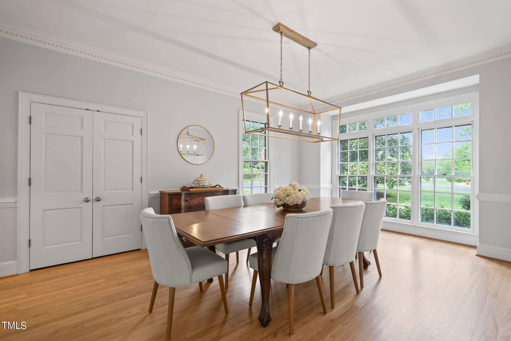4 Surrey Lane