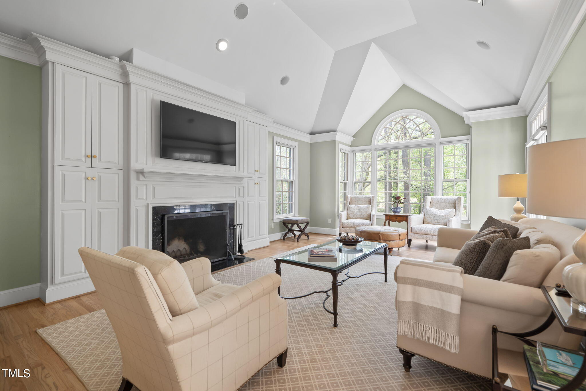 4 Surrey Lane