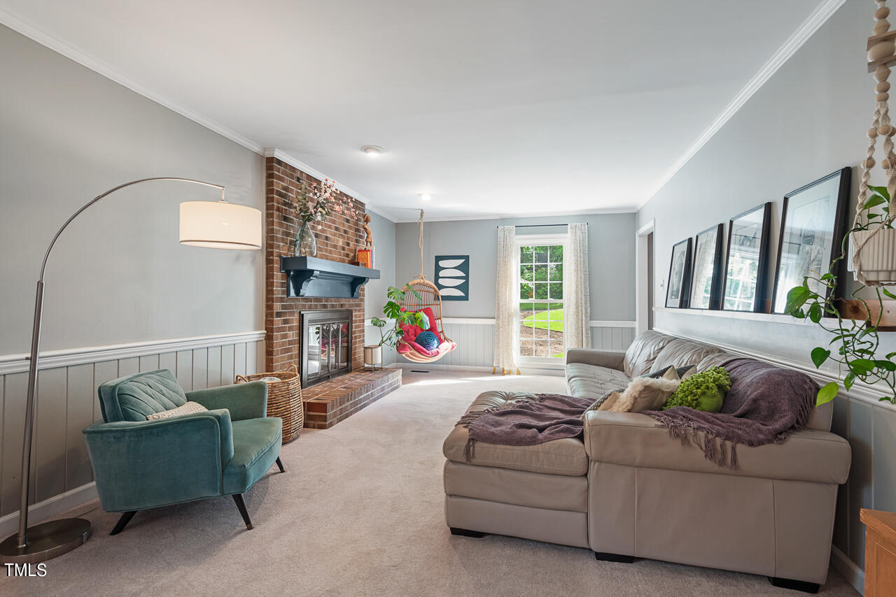 7324 Old Hundred Road