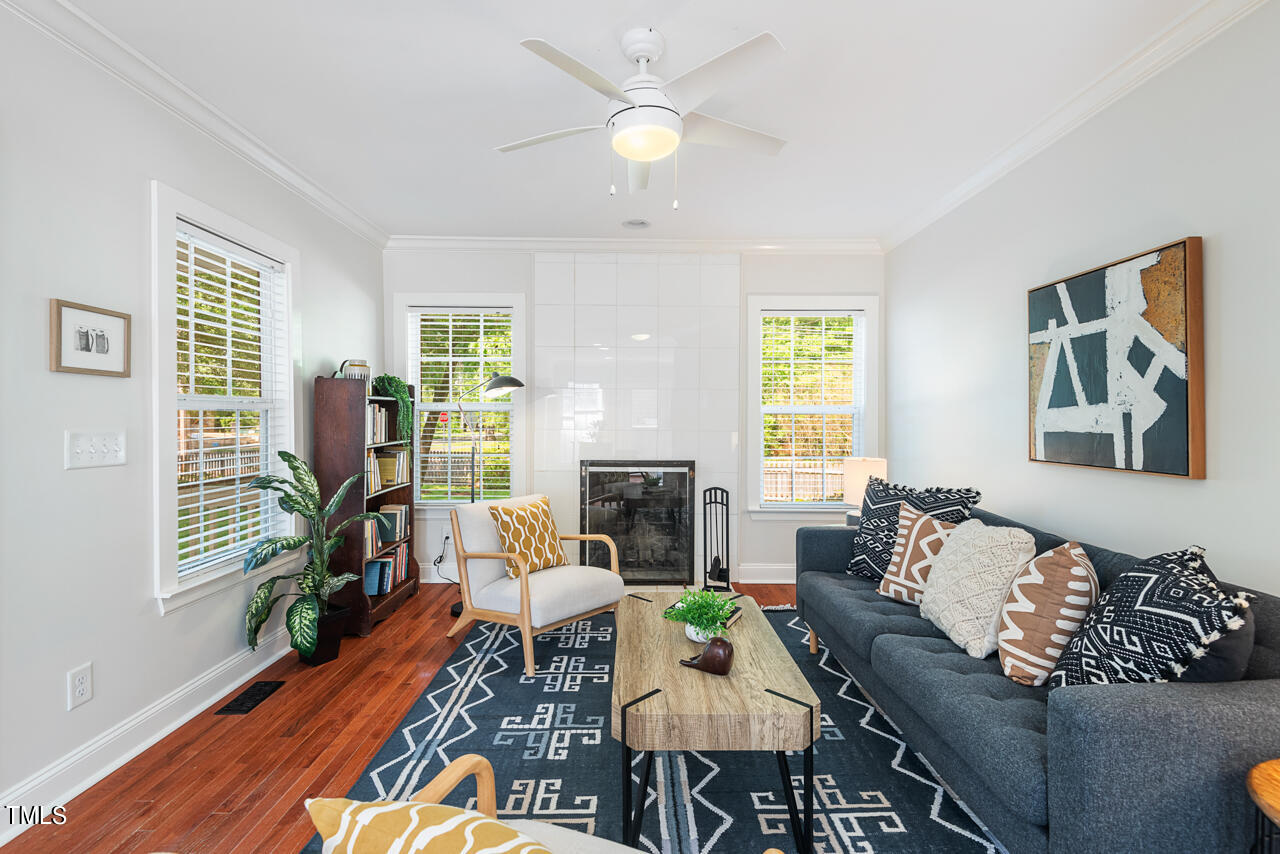 401 W Club Boulevard