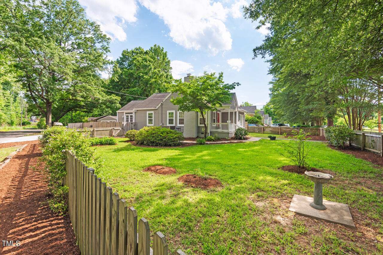 401 W Club Boulevard