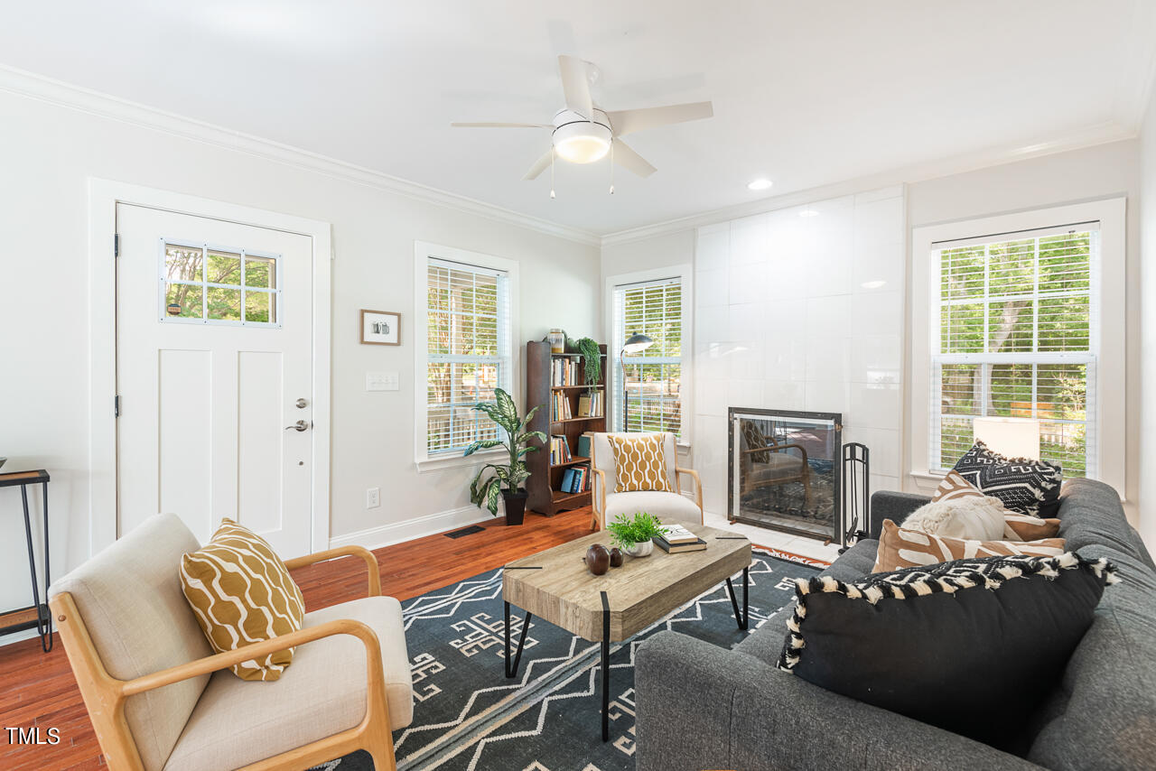 401 W Club Boulevard