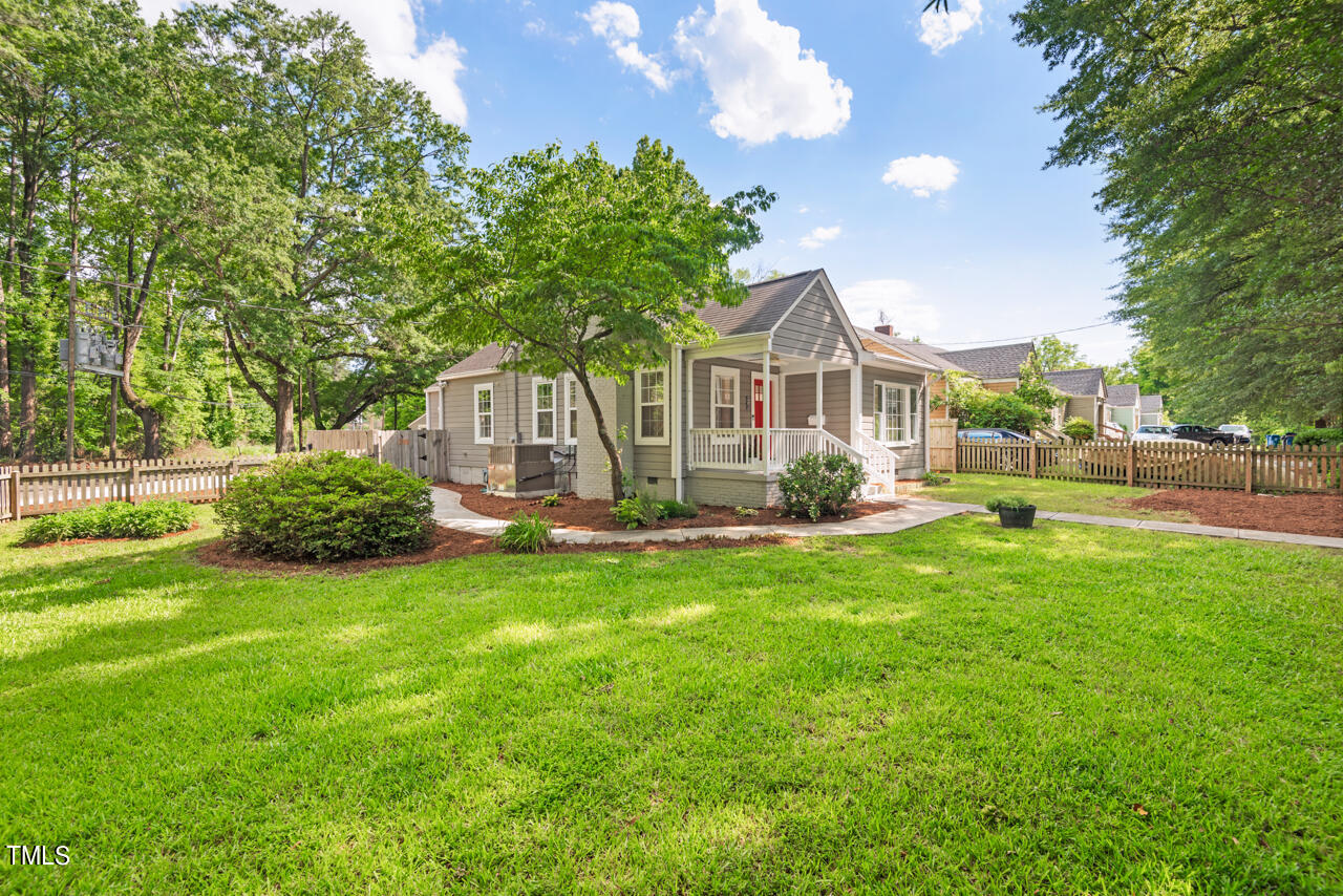 401 W Club Boulevard