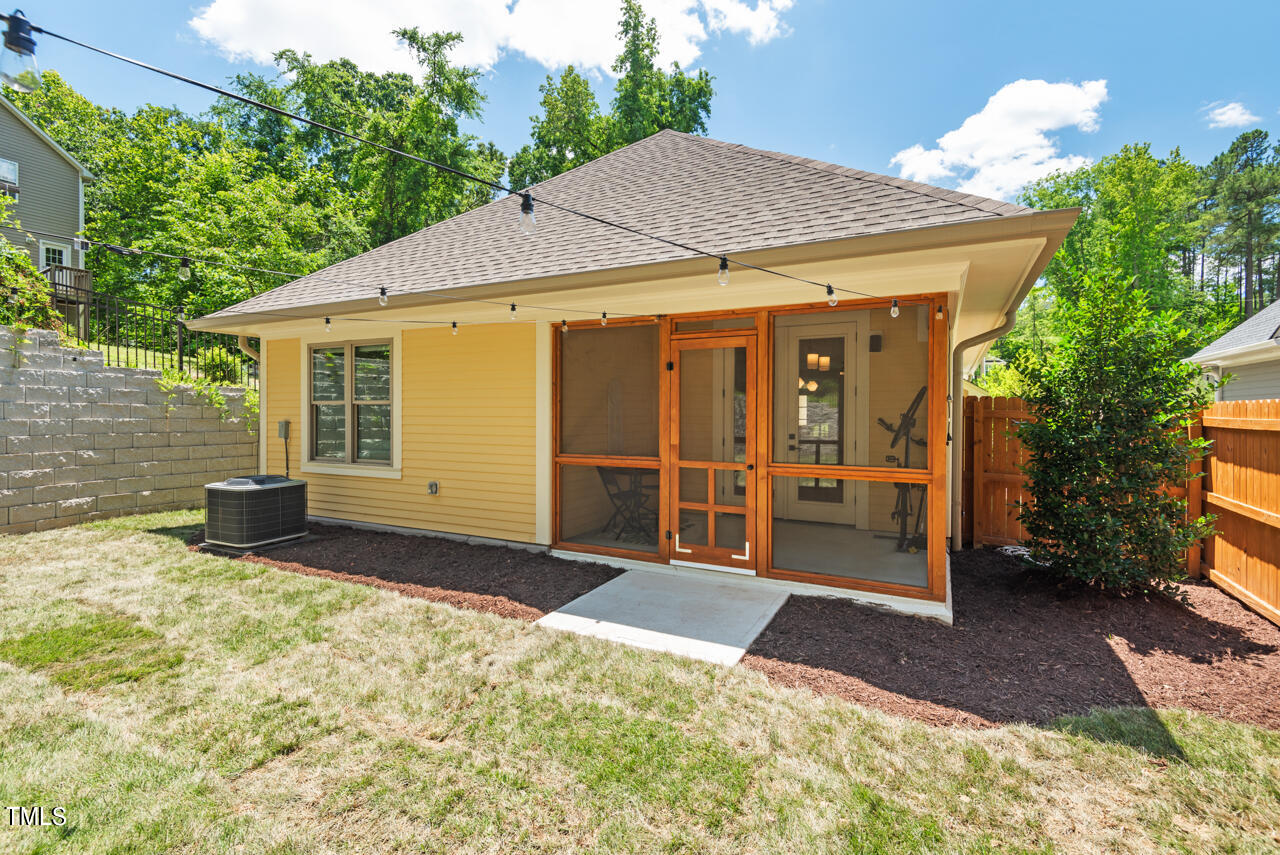 2975 Carolyn Drive