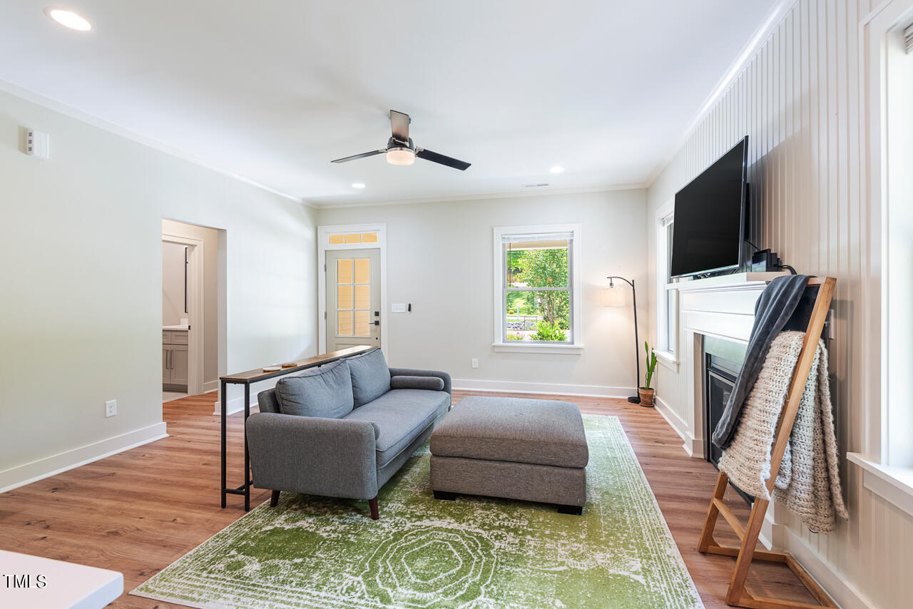 2975 Carolyn Drive
