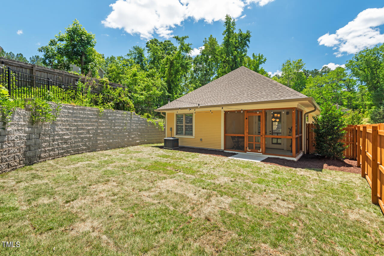 2975 Carolyn Drive