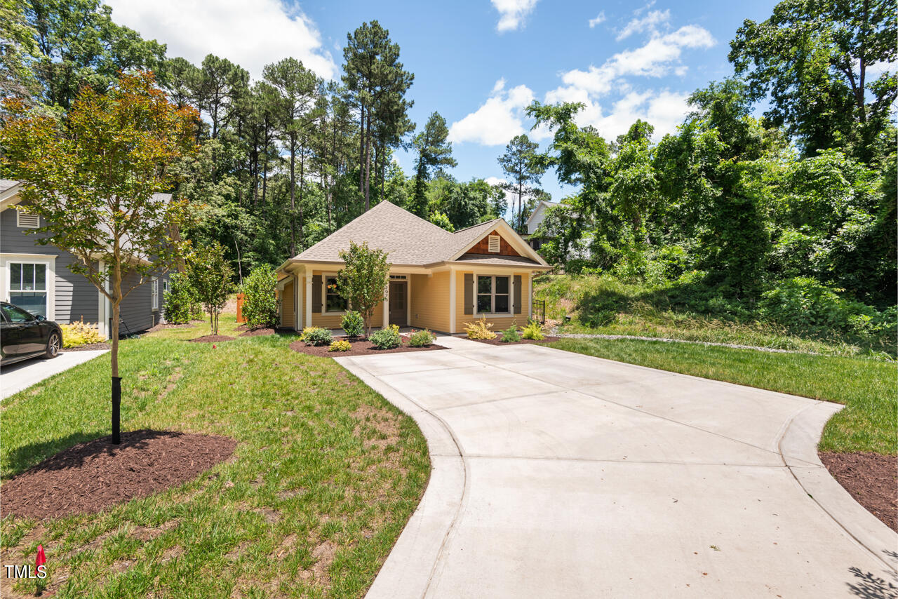 2975 Carolyn Drive