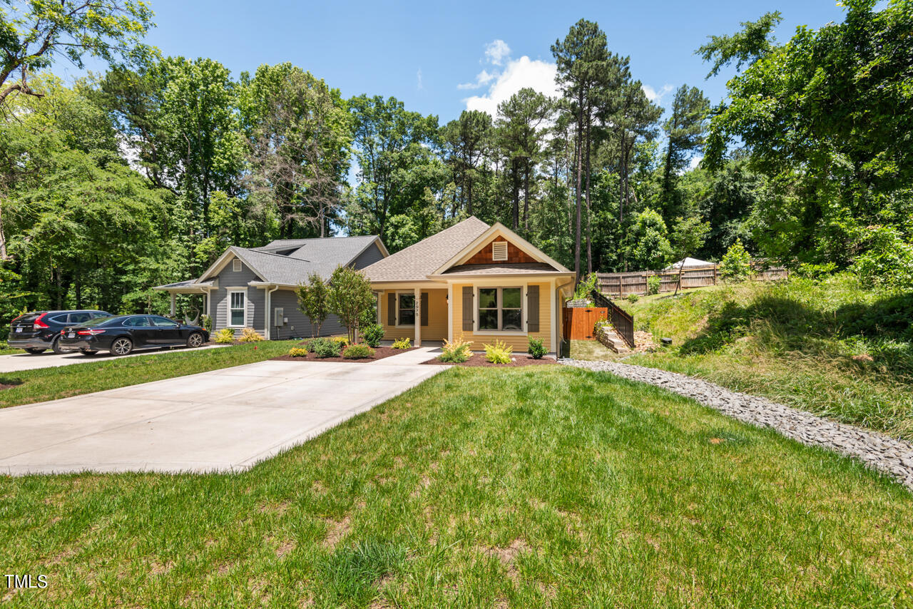 2975 Carolyn Drive