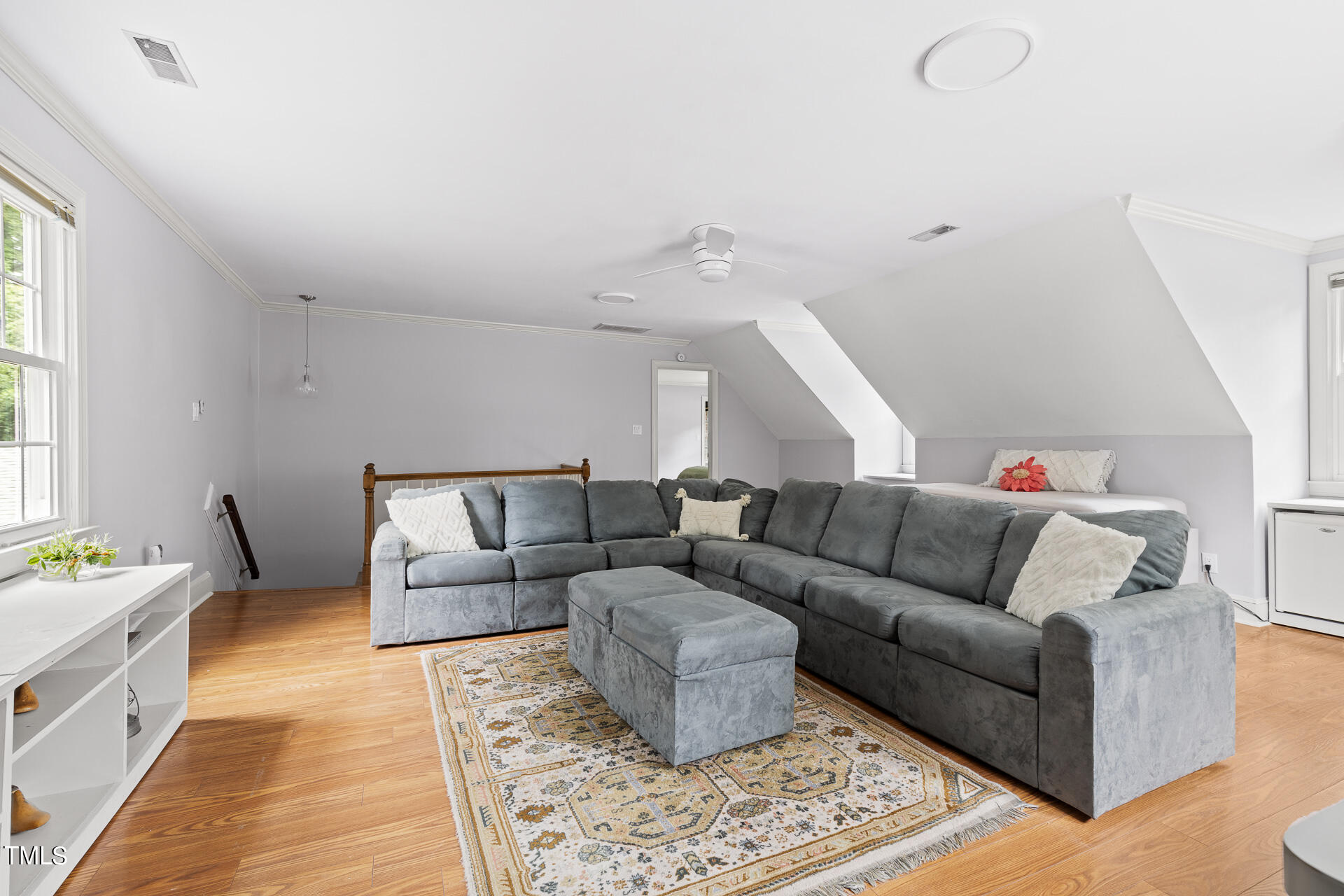 6201 Gainsborough Drive