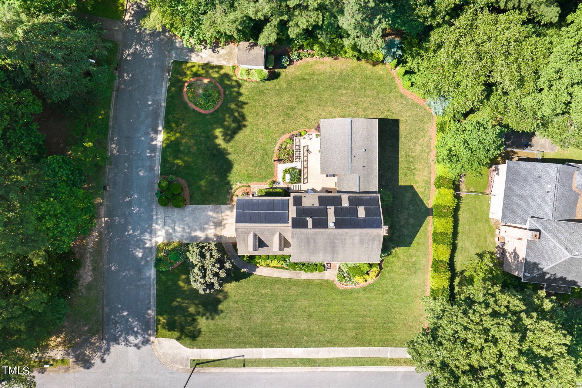 6201 Gainsborough Drive