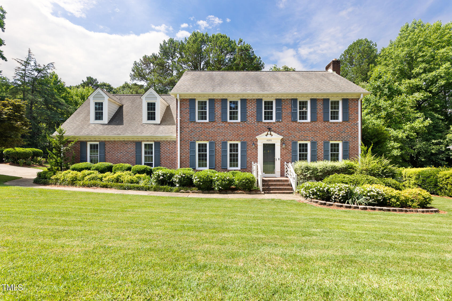 6201 Gainsborough Drive