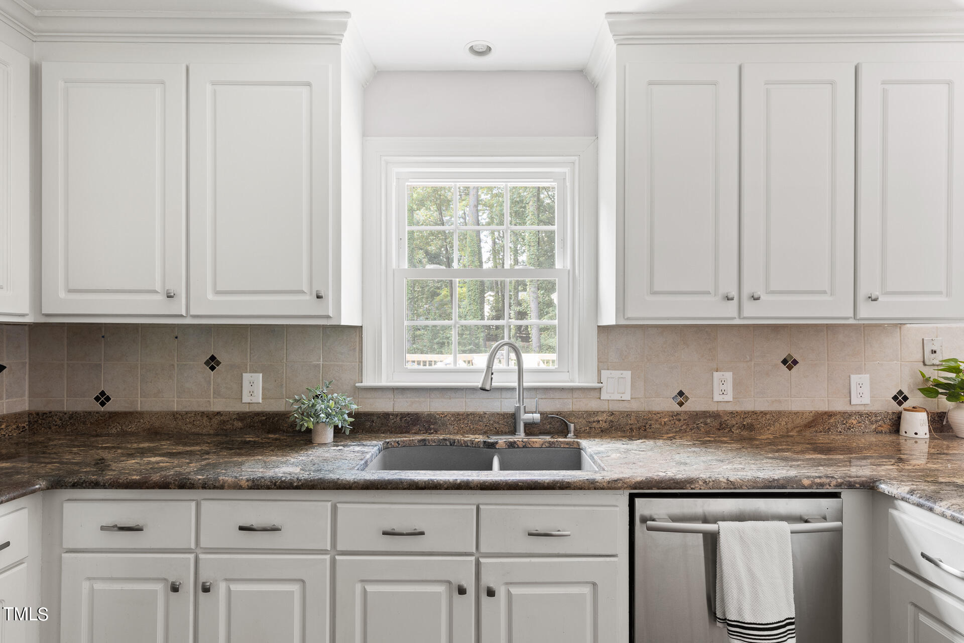 6201 Gainsborough Drive