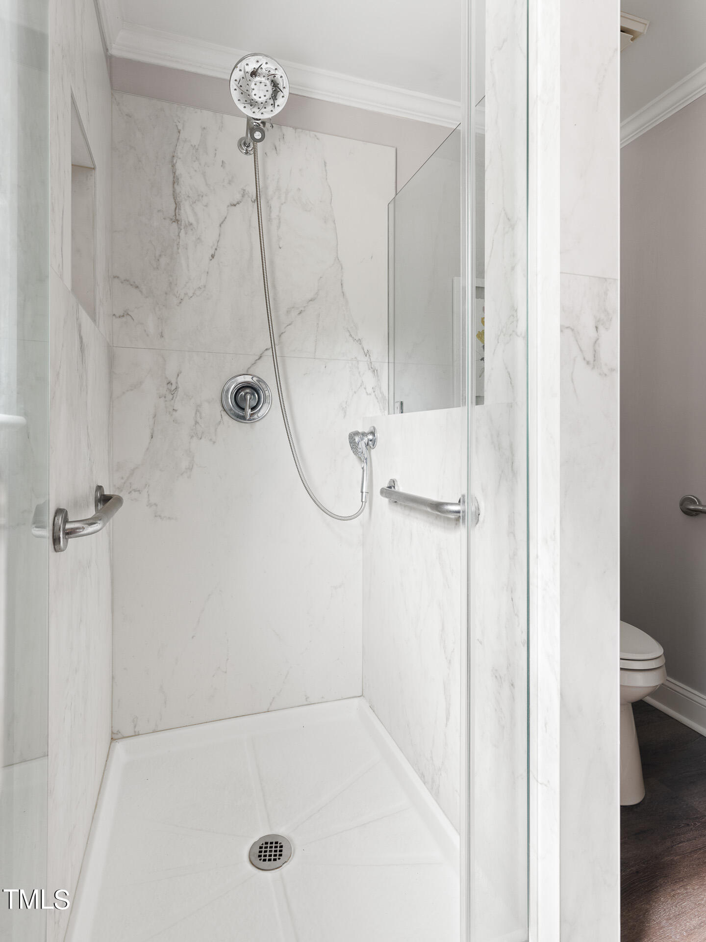 6201 Gainsborough Drive