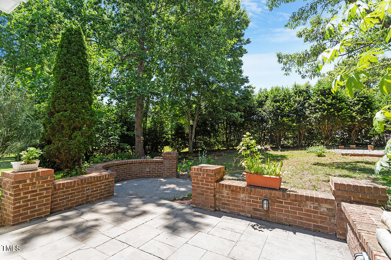 300 Foxbury Drive
