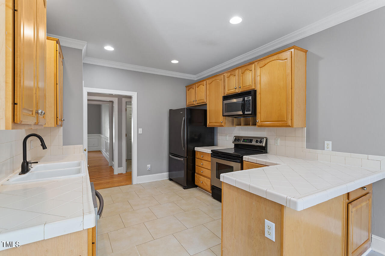 300 Foxbury Drive
