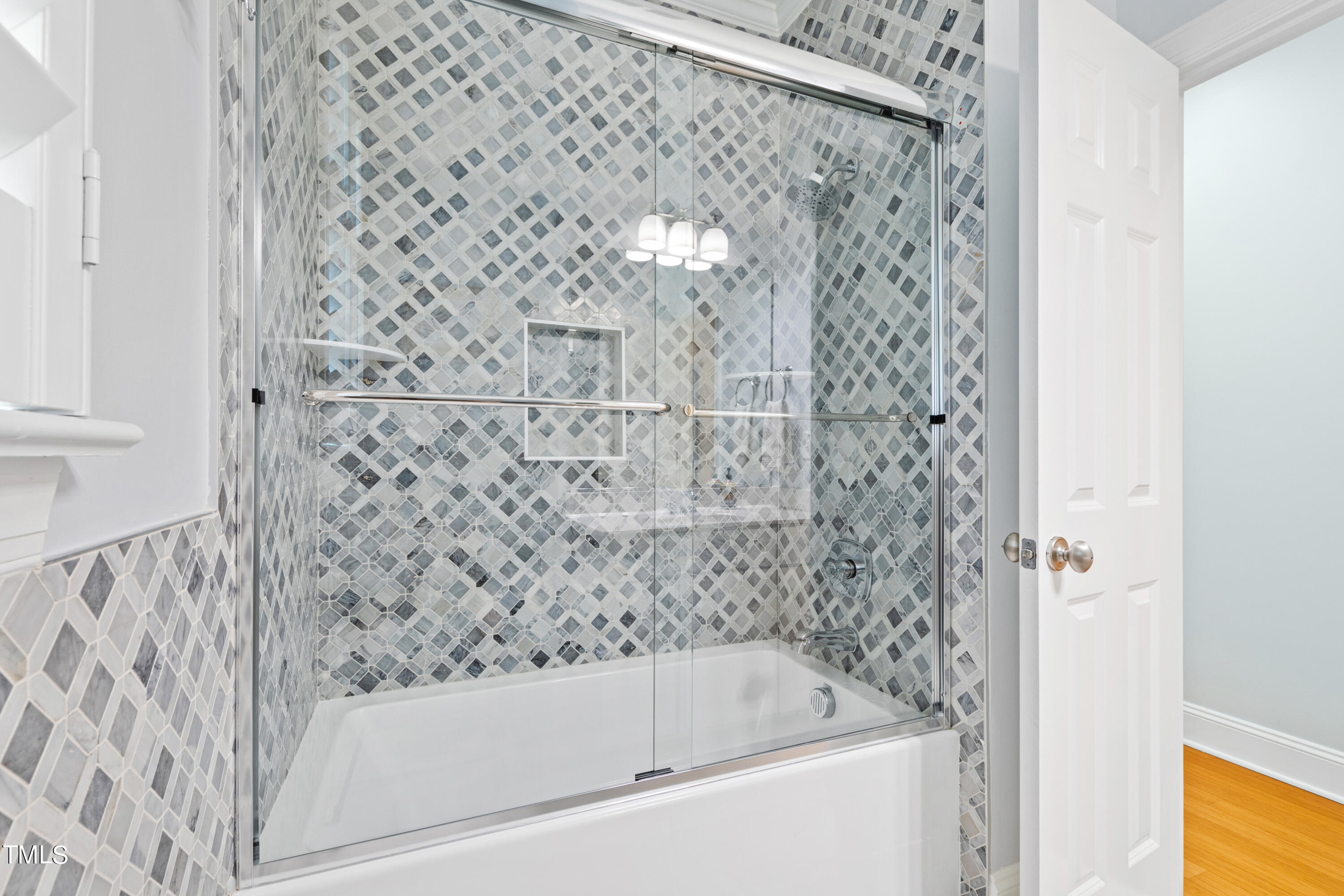 109 Forked Pine Court