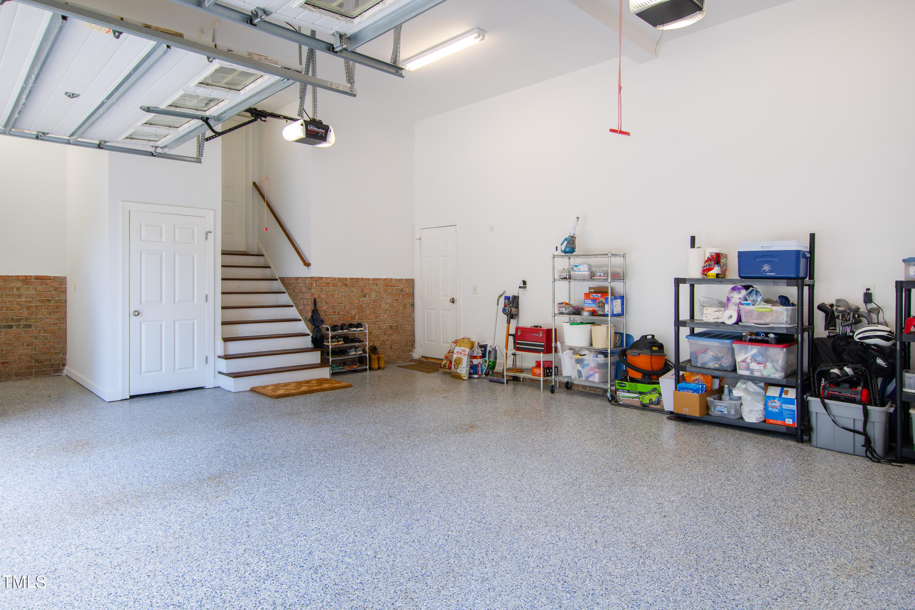 109 Forked Pine Court