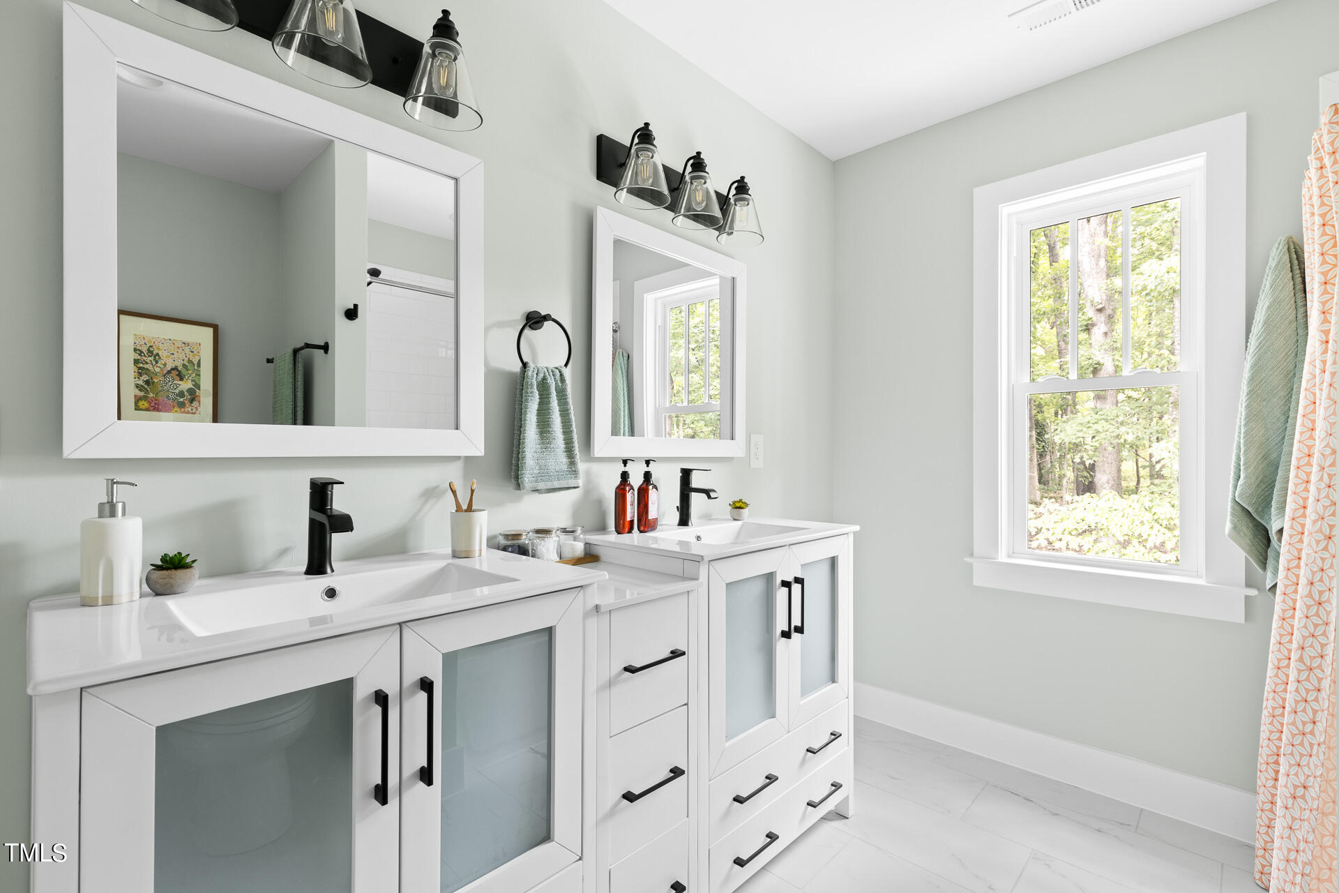 537 Twisted Maple Lane