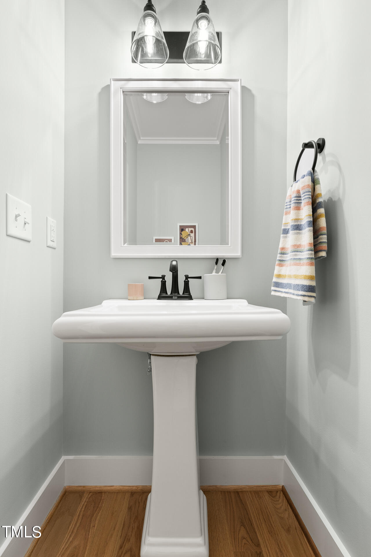 537 Twisted Maple Lane