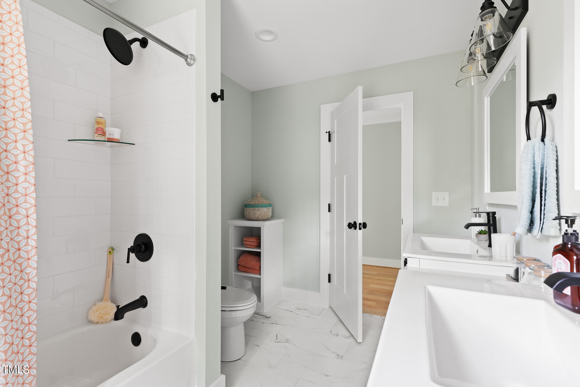 537 Twisted Maple Lane