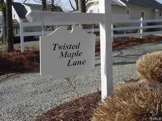 537 Twisted Maple Lane