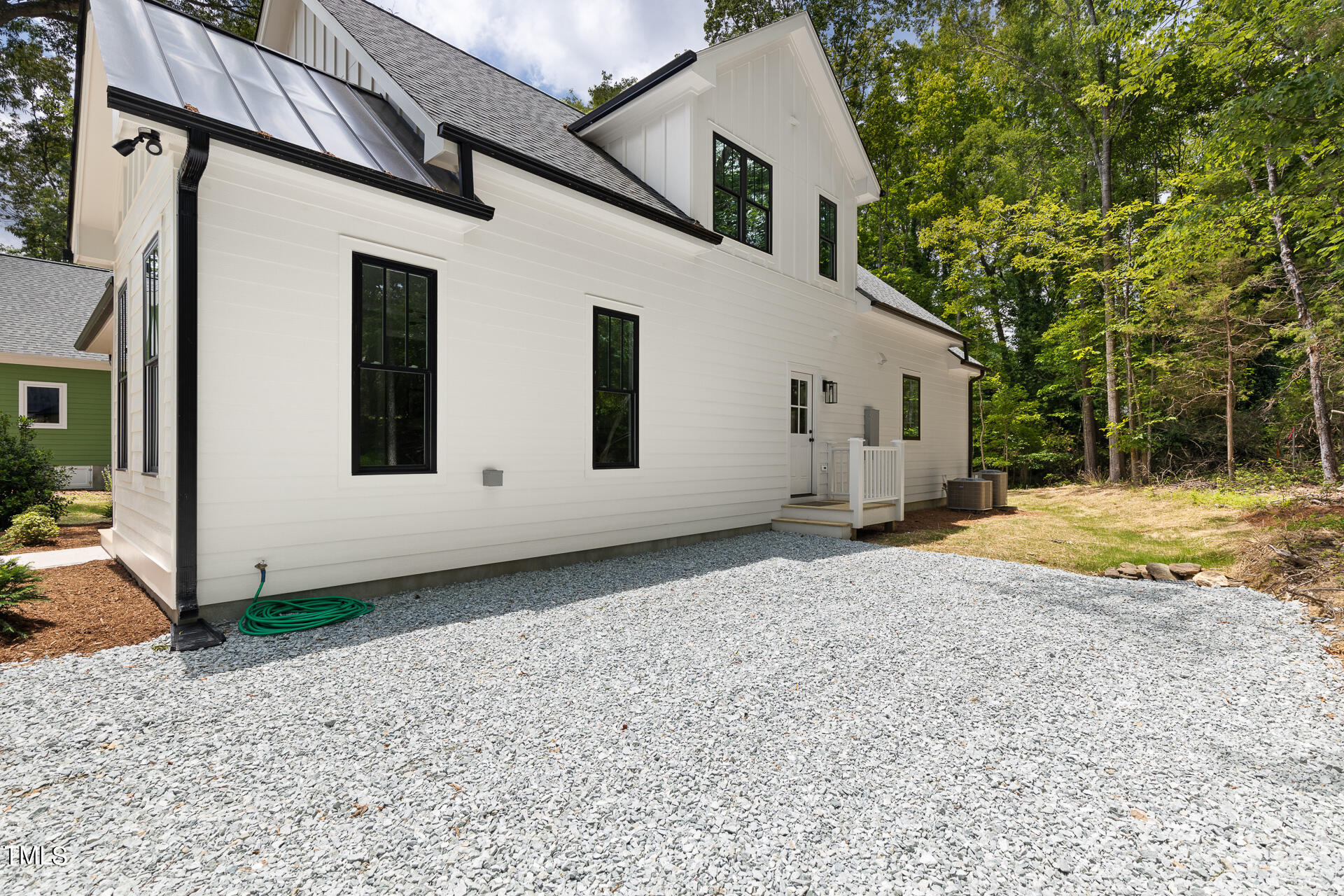 537 Twisted Maple Lane