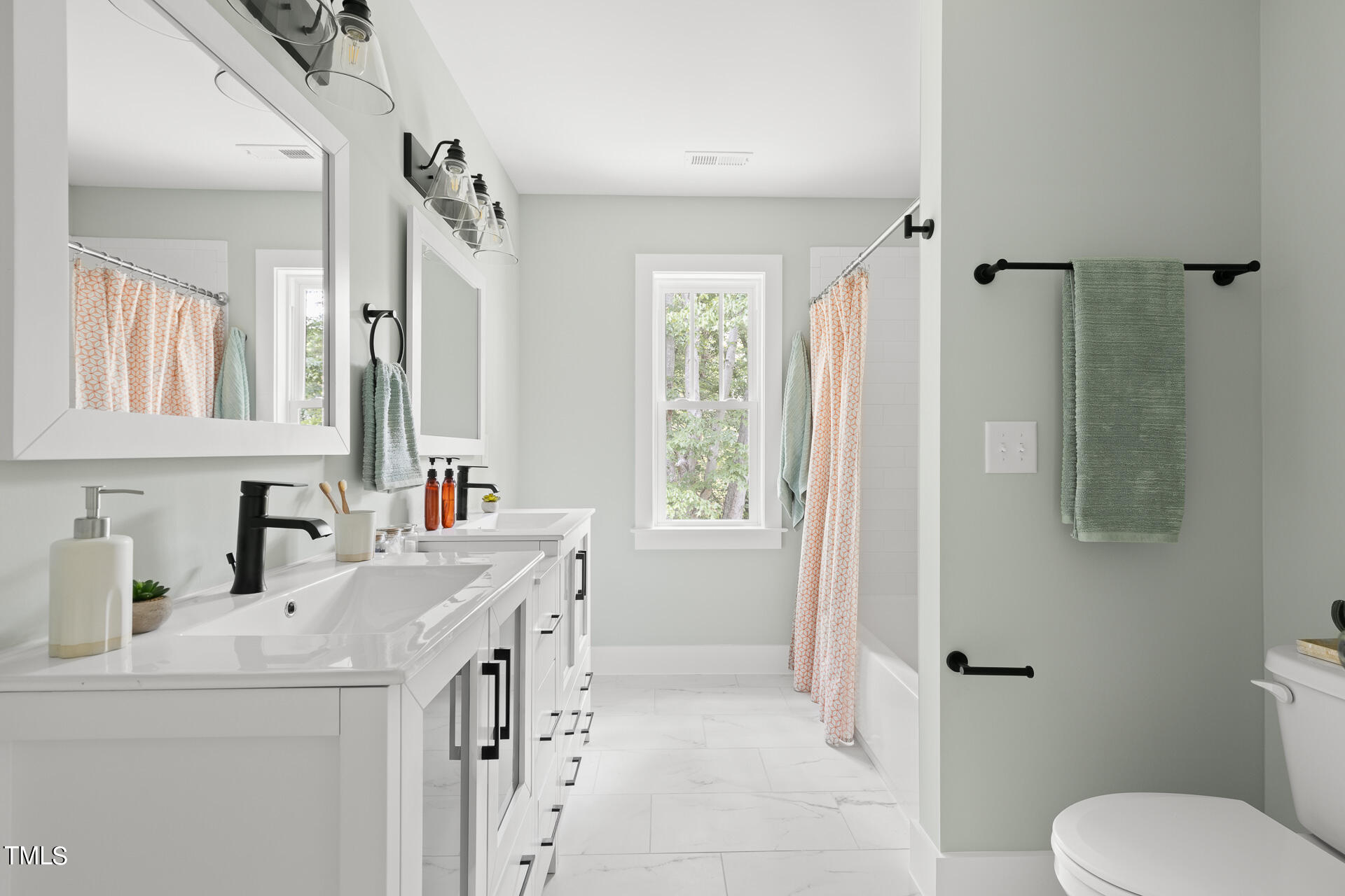 537 Twisted Maple Lane