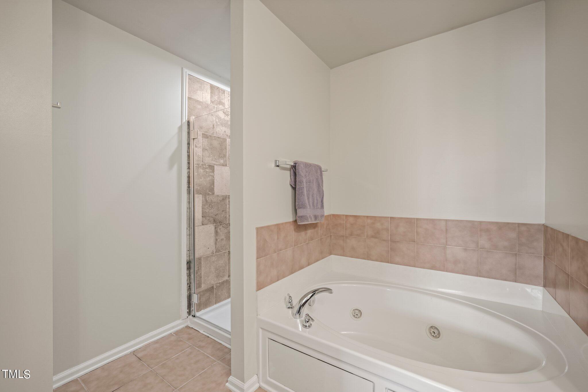 3008 Cardinal Lake Drive