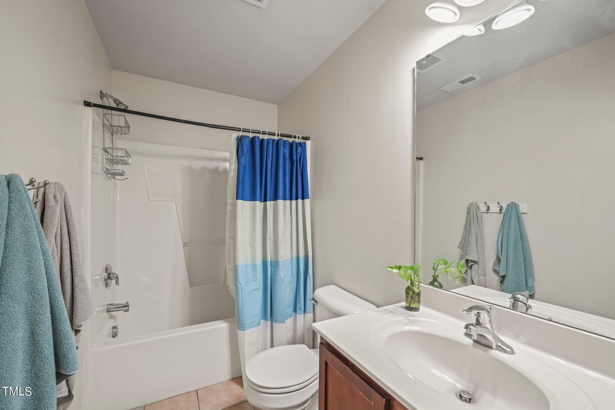 3008 Cardinal Lake Drive