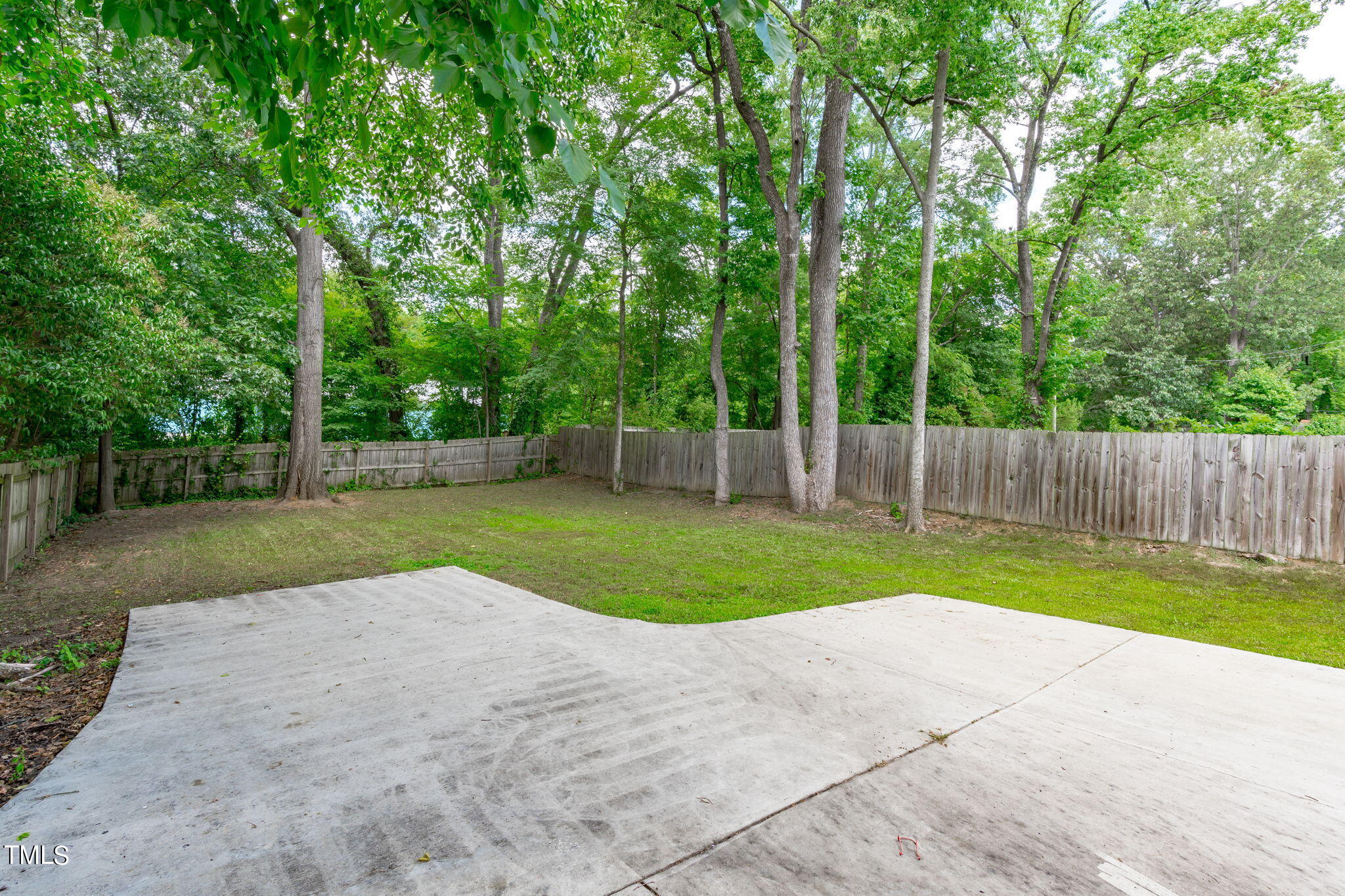 411 E Trinity Avenue