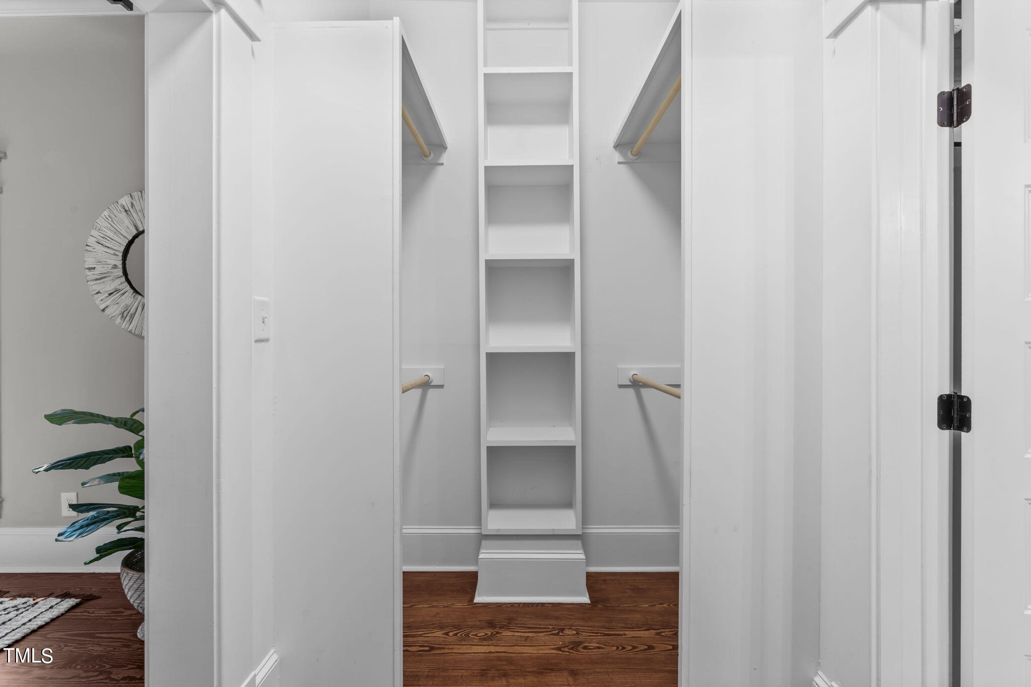 411 E Trinity Avenue