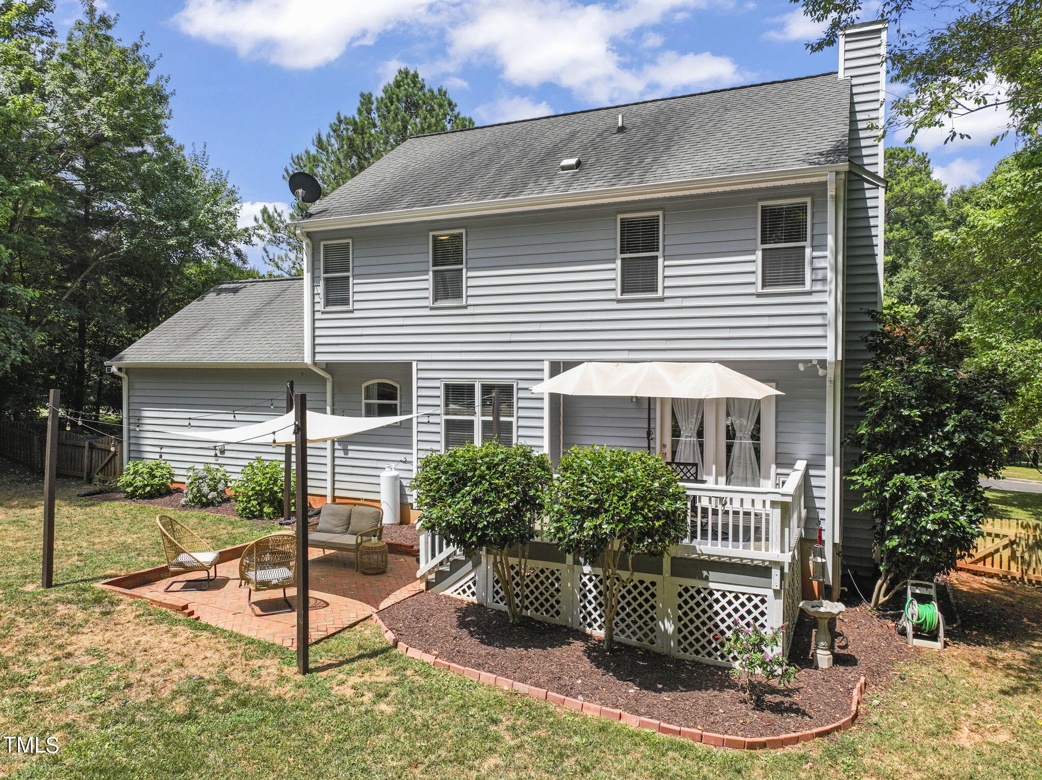 211 S English Hill Lane